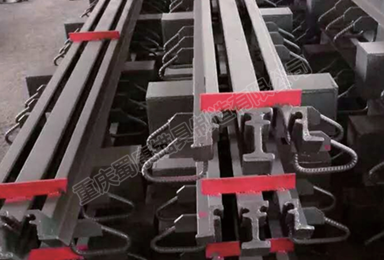 伸縮縫（公路橋梁伸縮裝置）