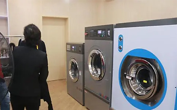 選擇干洗設(shè)備要注意哪幾點(diǎn)？新手必看！