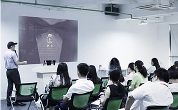 干洗店技術(shù)培訓在哪里學